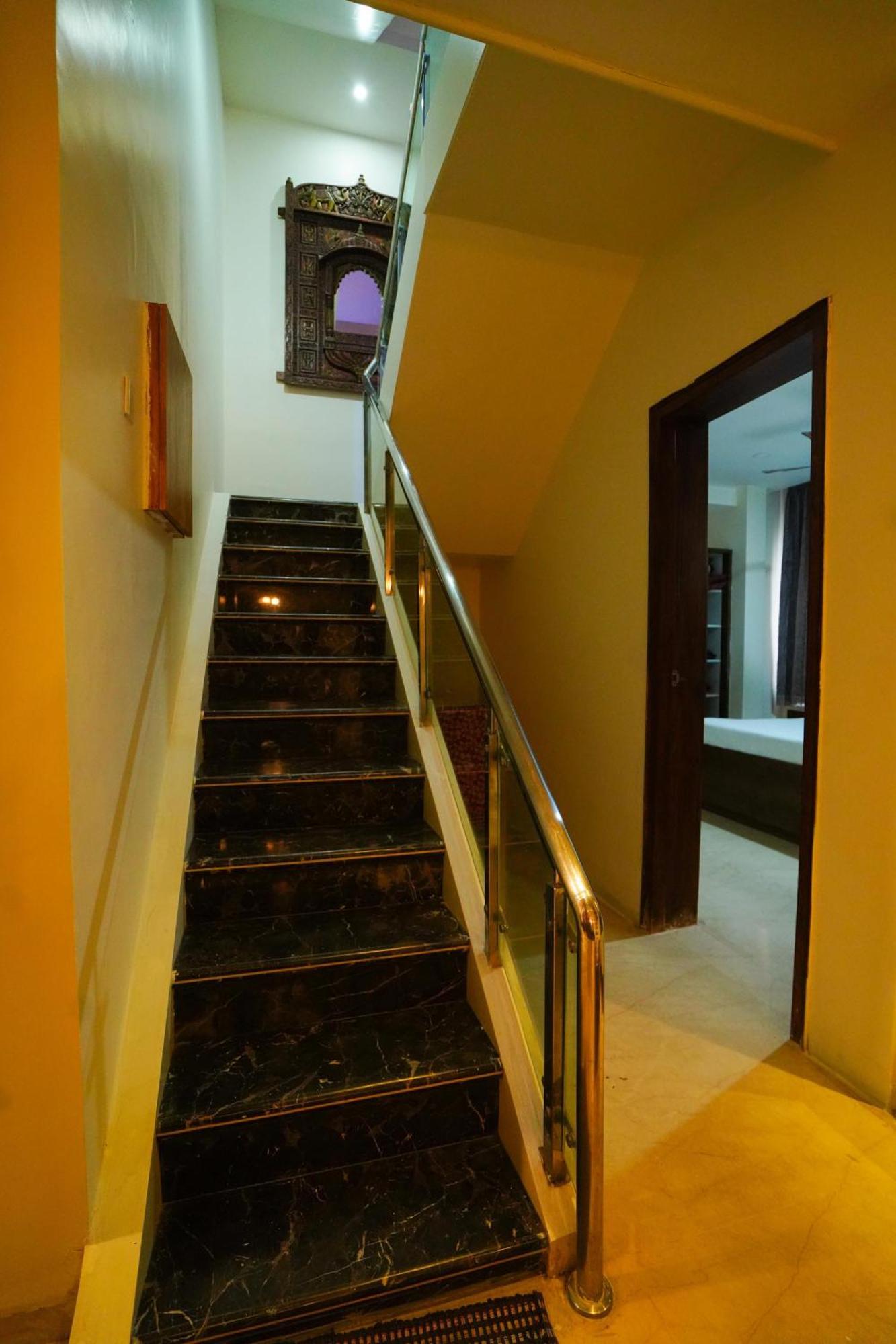 Golden Villa - Duplex House With Private Theater - Near To Alipiri And Bhudevi Ttd Ticket Counter And Kapilateertham Тирупати Екстериор снимка