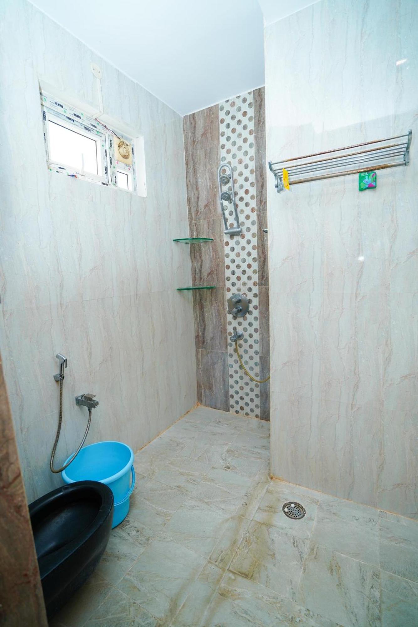 Golden Villa - Duplex House With Private Theater - Near To Alipiri And Bhudevi Ttd Ticket Counter And Kapilateertham Тирупати Екстериор снимка