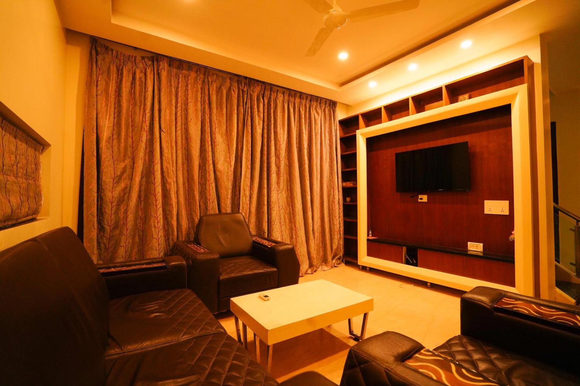 Golden Villa - Duplex House With Private Theater - Near To Alipiri And Bhudevi Ttd Ticket Counter And Kapilateertham Тирупати Екстериор снимка