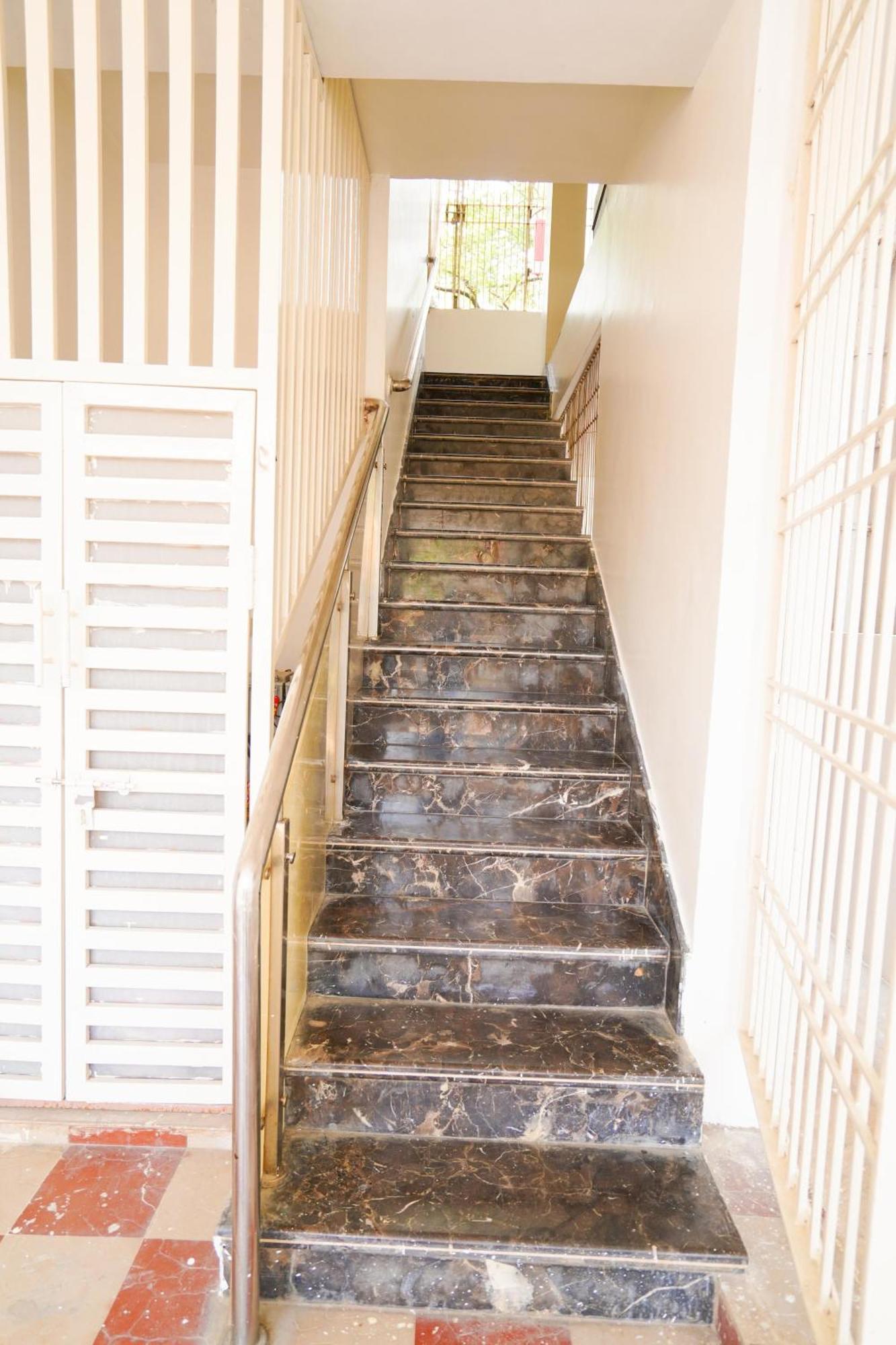 Golden Villa - Duplex House With Private Theater - Near To Alipiri And Bhudevi Ttd Ticket Counter And Kapilateertham Тирупати Екстериор снимка